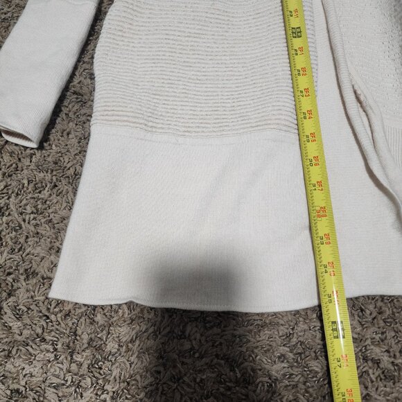 Lululemon Cardigan Long Sleeve Cream Color Everyday Wear Comfy Size 8/10 Large - Picture 6 of 7